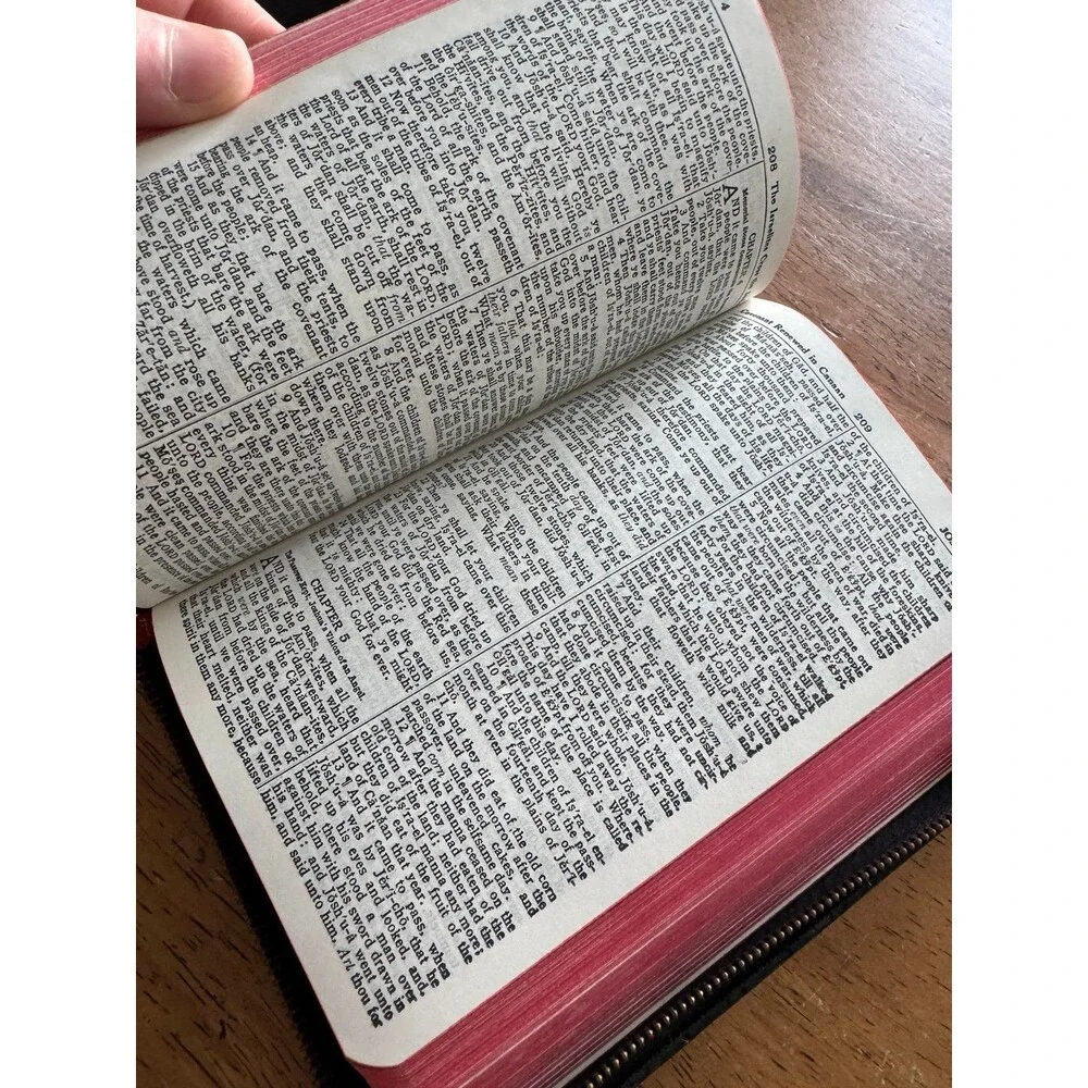 vintage mid-20th-century King James Version (KJV) zippered 